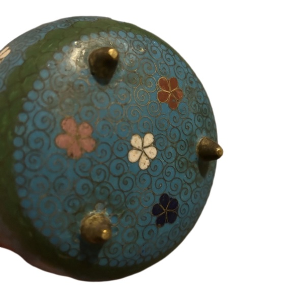 Antique Japanese cloisonné lidded jar. - Picture 3 of 5